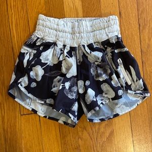 Lululemon Tracker Short